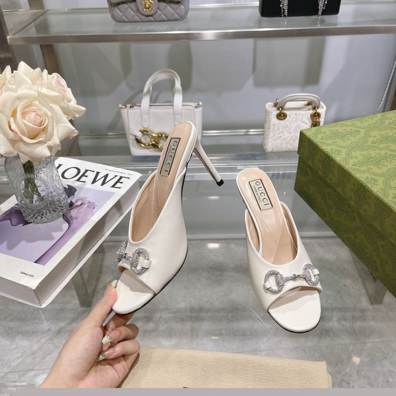 G*u*i high heels